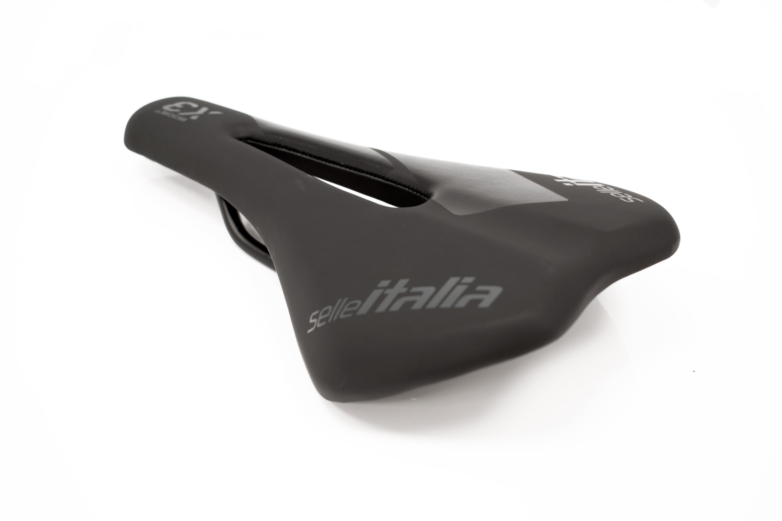 Selle-Italia-X3-Boost-Flow-Saddle-3